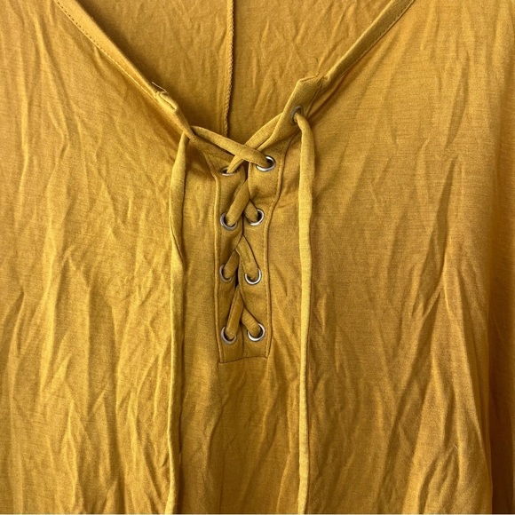 New York & Company Soho Jeans Mustard Tie Front Tank Top Medium - Picture 6 of 6